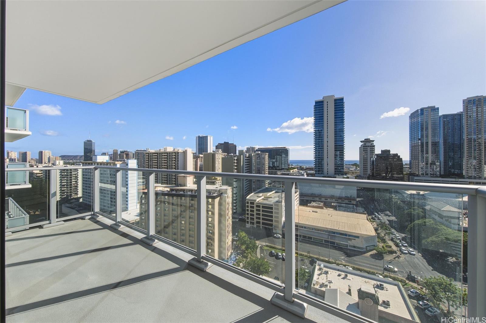 The Park on Keeaumoku condo # 1712R, Honolulu, Hawaii - photo 13 of 25