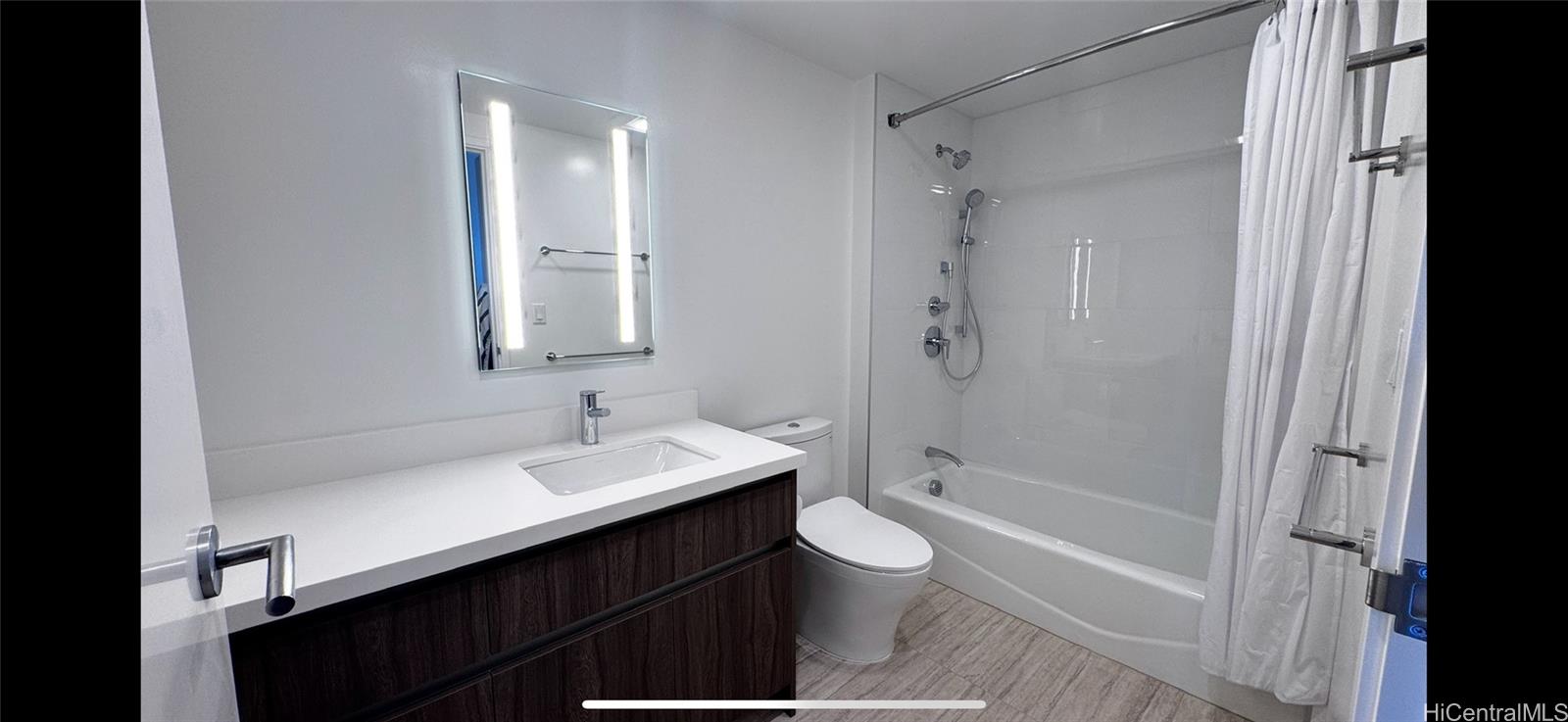 1500 Rycroft St Honolulu - Rental - photo 3 of 4