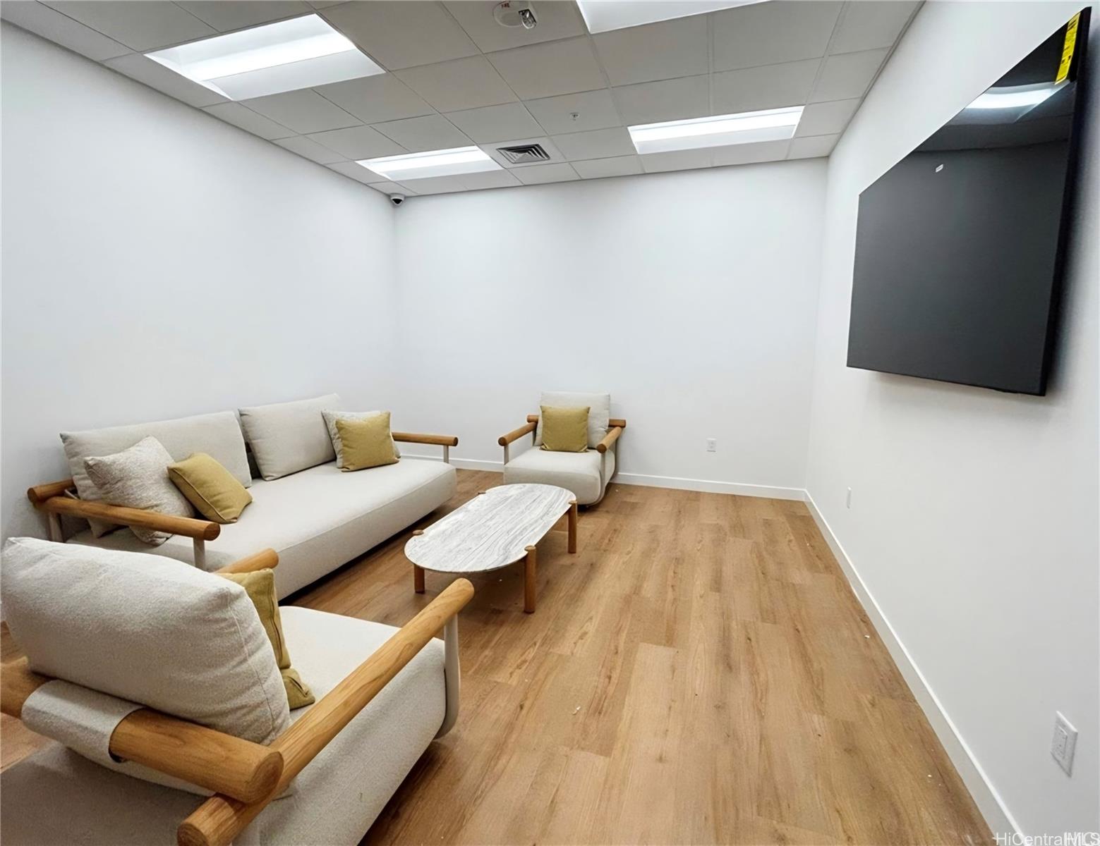 1500 Rycroft St Honolulu - Rental - photo 22 of 25