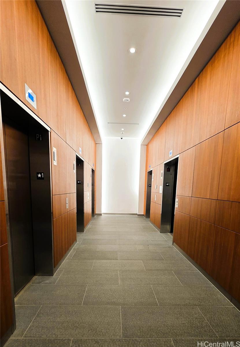 1500 Rycroft St Honolulu - Rental - photo 23 of 25