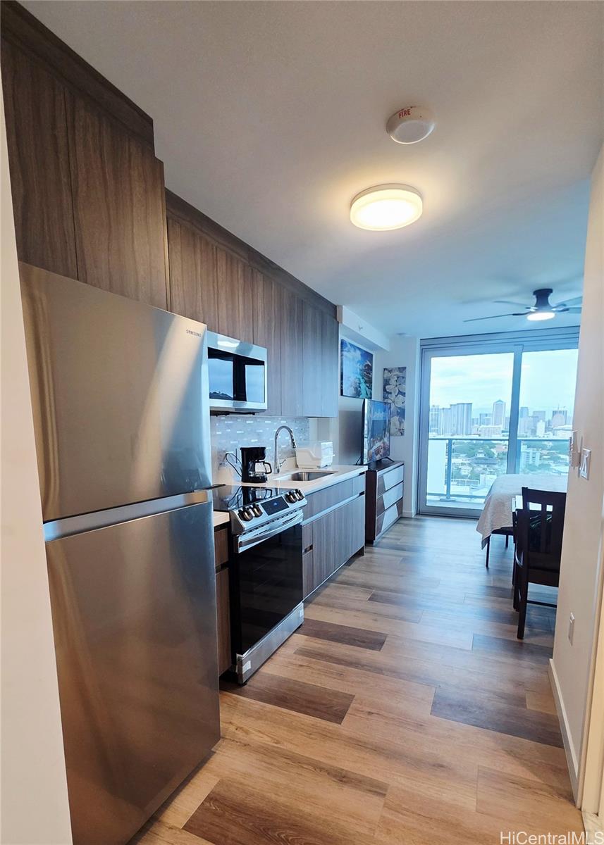 1500 Rycroft St Honolulu - Rental - photo 4 of 25