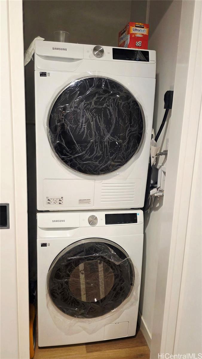 1500 Rycroft St Honolulu - Rental - photo 8 of 25