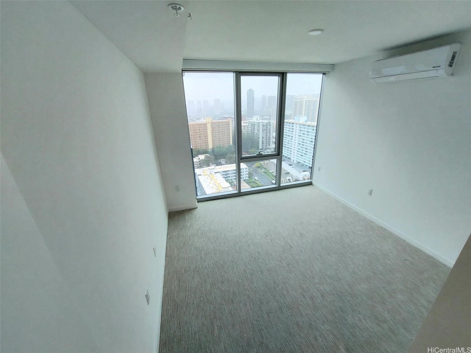 1500 Rycroft Street Honolulu - Rental - photo 14 of 15