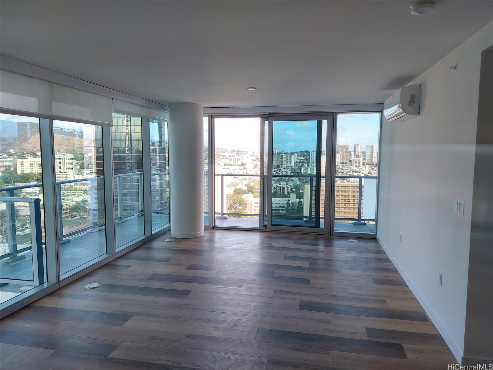 1500 Rycroft Street Honolulu - Rental - photo 6 of 15