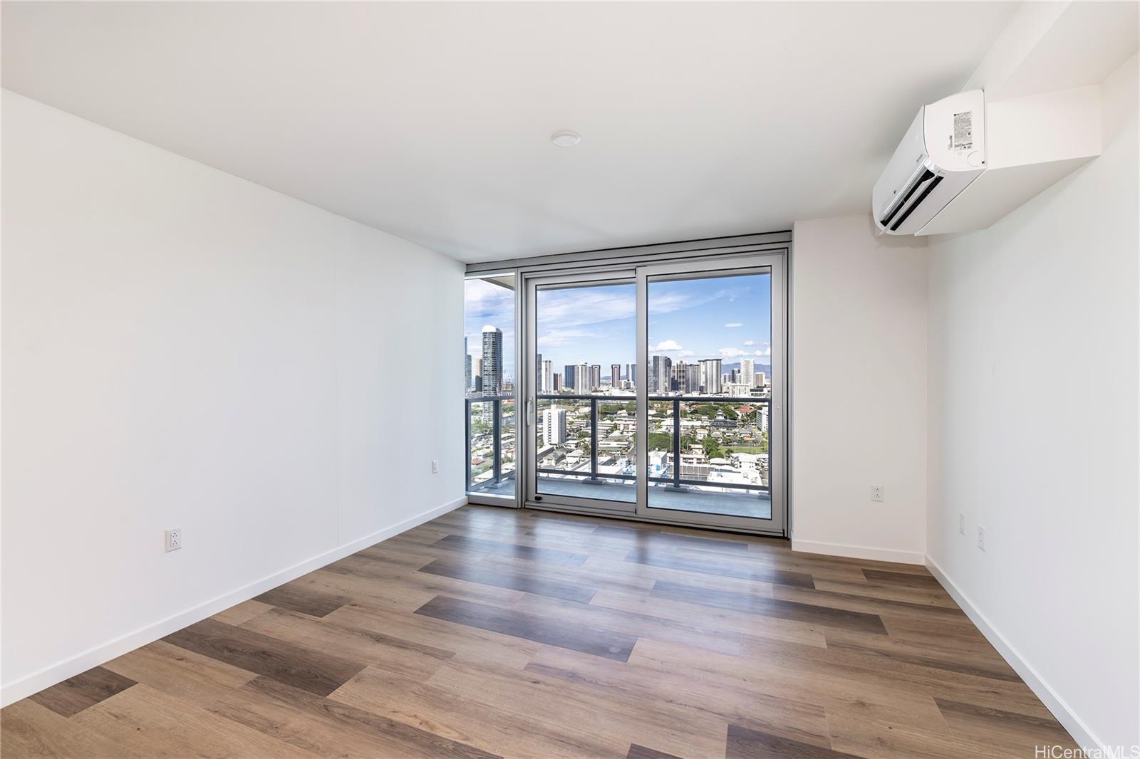 The Park on Keeaumoku condo # 2402R, Honolulu, Hawaii - photo 6 of 24