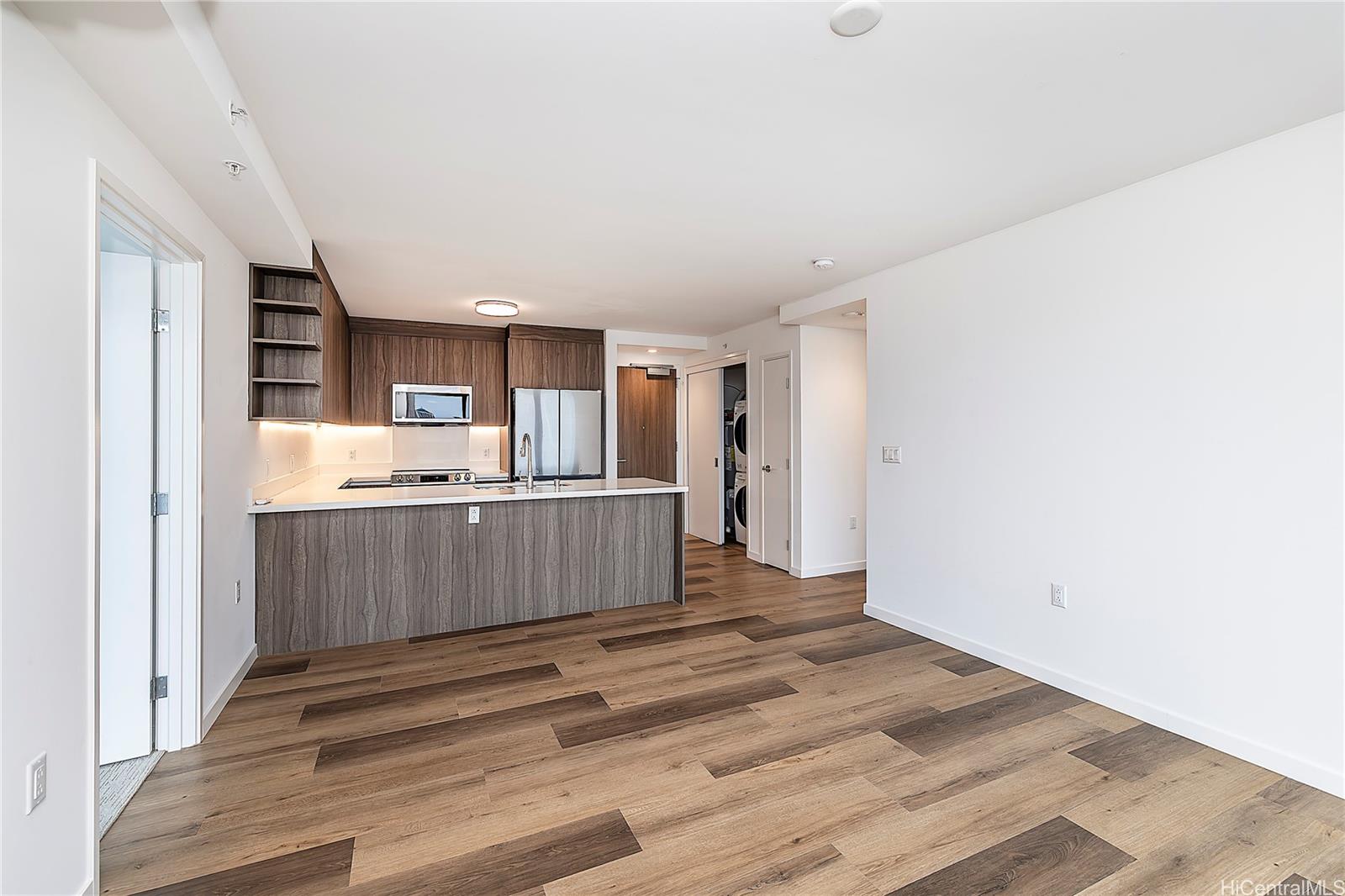 The Park on Keeaumoku condo # 2402R, Honolulu, Hawaii - photo 6 of 25