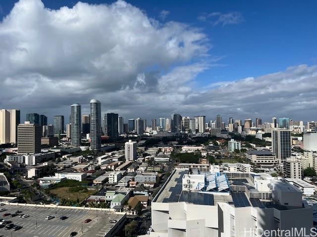 1500 Rycroft St Honolulu - Rental - photo 8 of 16