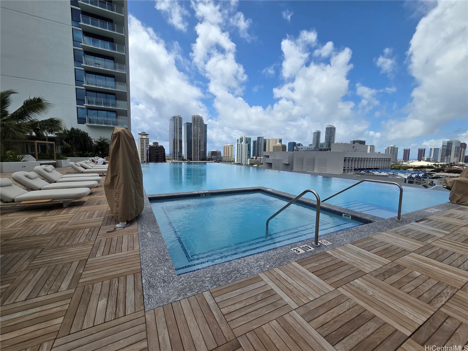 1500 Rycroft St Honolulu - Rental - photo 10 of 16