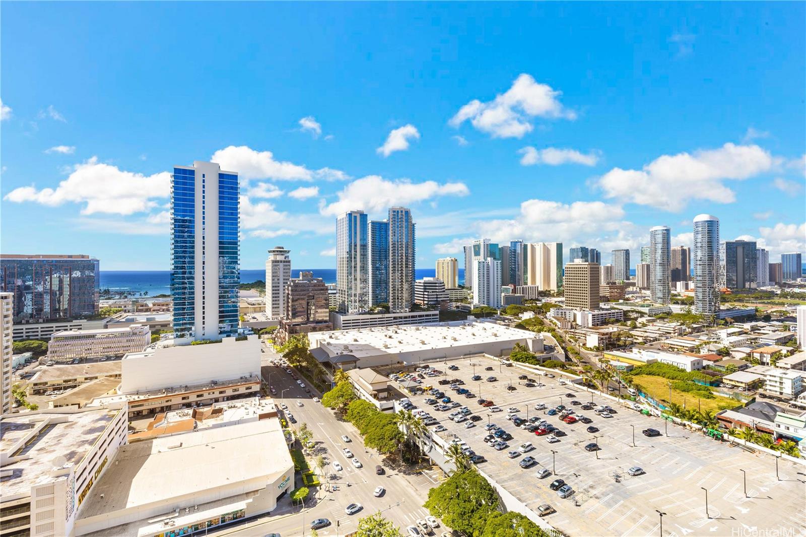 The Park on Keeaumoku condo # 2412R, Honolulu, Hawaii - photo 14 of 25