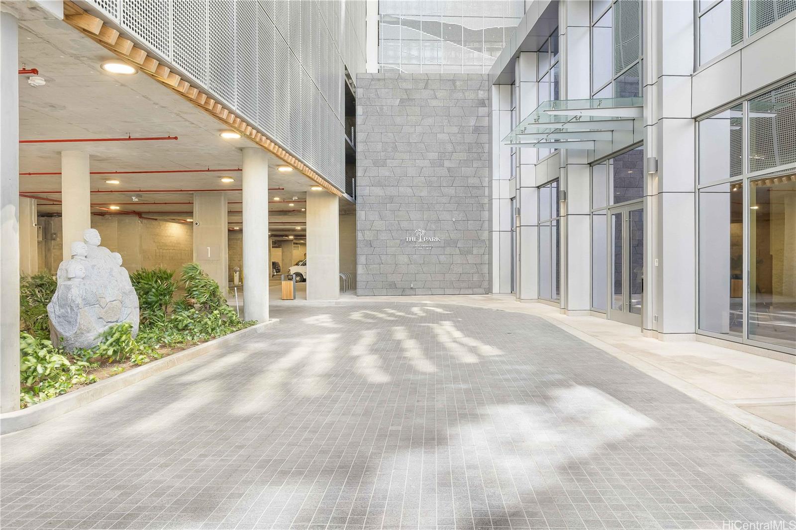 The Park on Keeaumoku condo # 2412R, Honolulu, Hawaii - photo 15 of 25