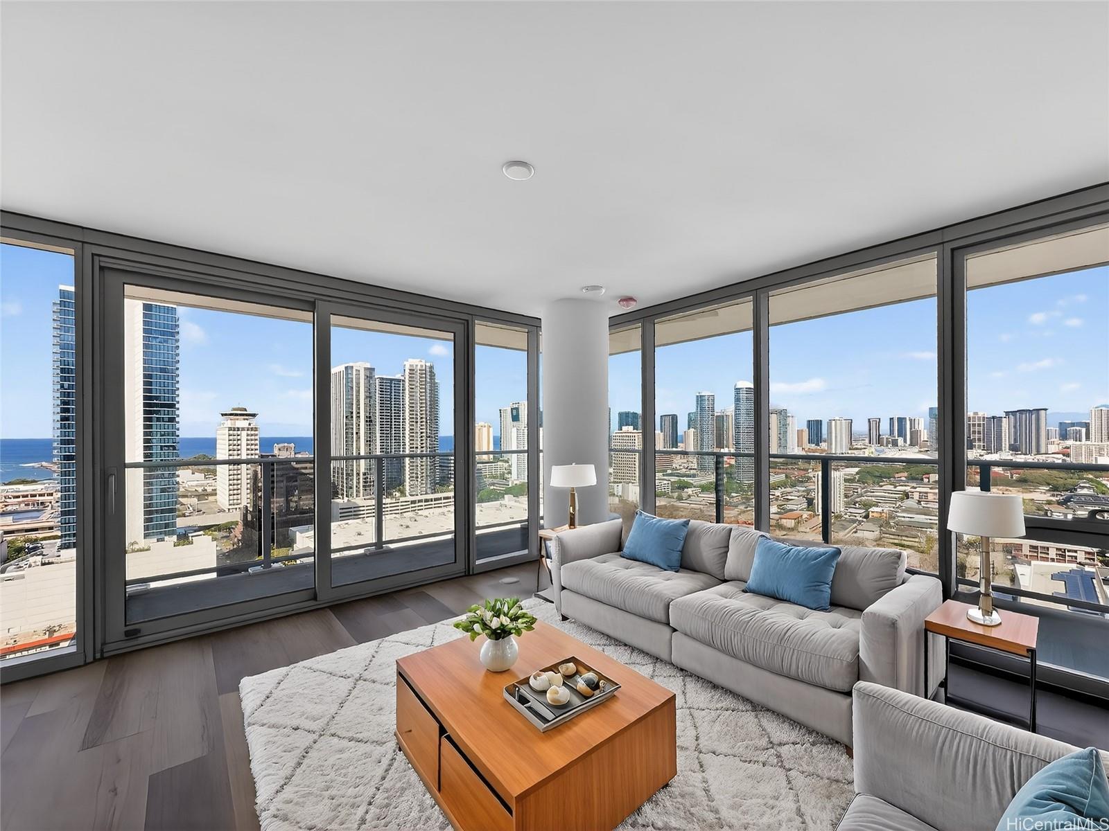 The Park on Keeaumoku condo # 2518R, Honolulu, Hawaii - photo 2 of 23