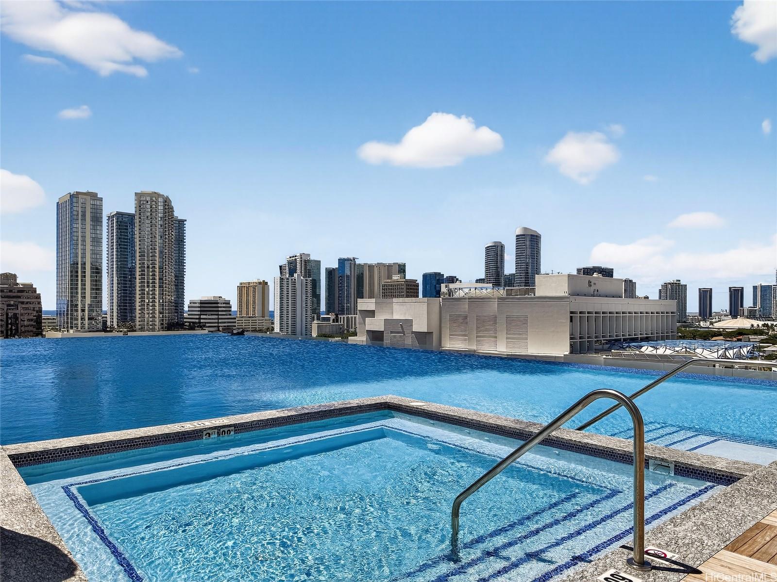 The Park on Keeaumoku condo # 2518R, Honolulu, Hawaii - photo 18 of 23