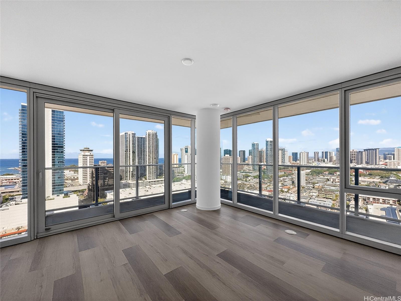 The Park on Keeaumoku condo # 2518R, Honolulu, Hawaii - photo 3 of 23