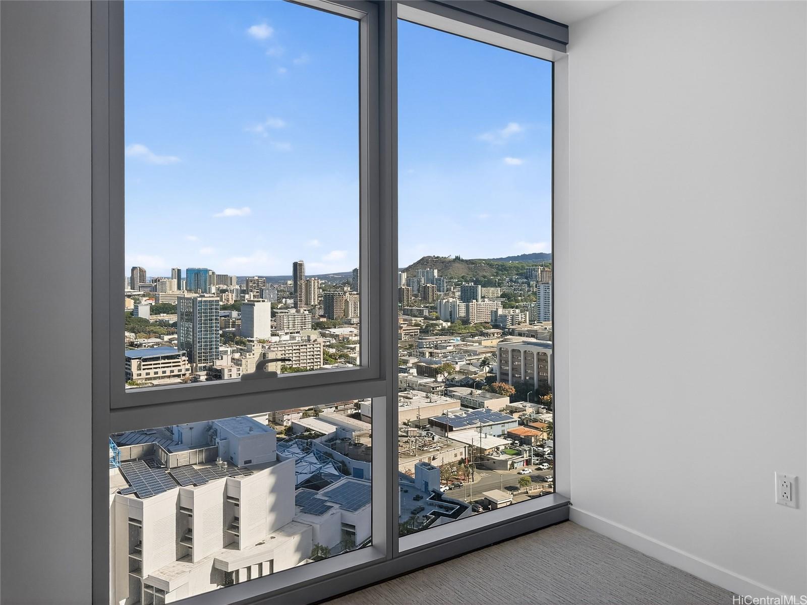 The Park on Keeaumoku condo # 2518R, Honolulu, Hawaii - photo 8 of 23