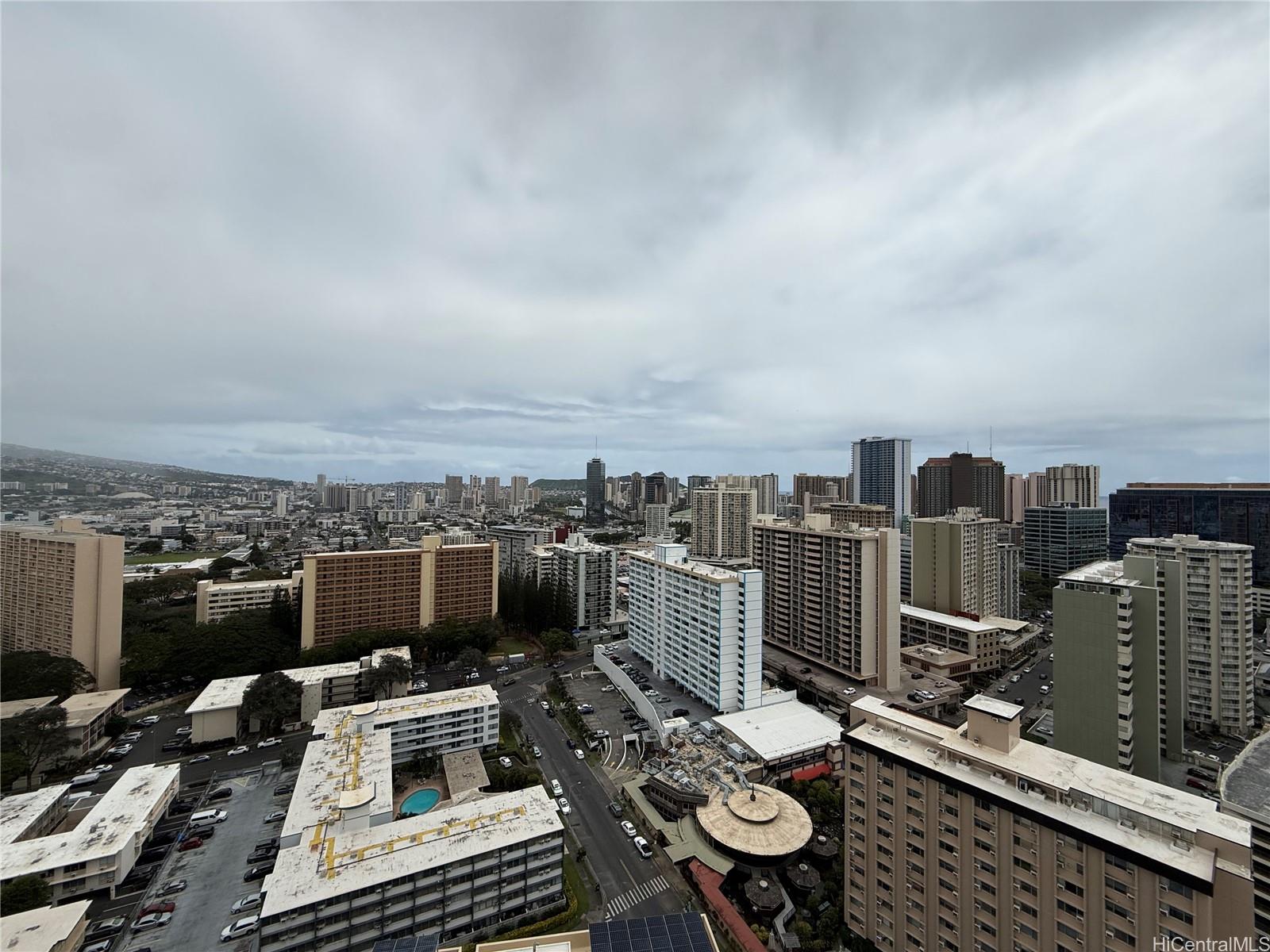 1500 Rycroft Street Honolulu - Rental - photo 10 of 12