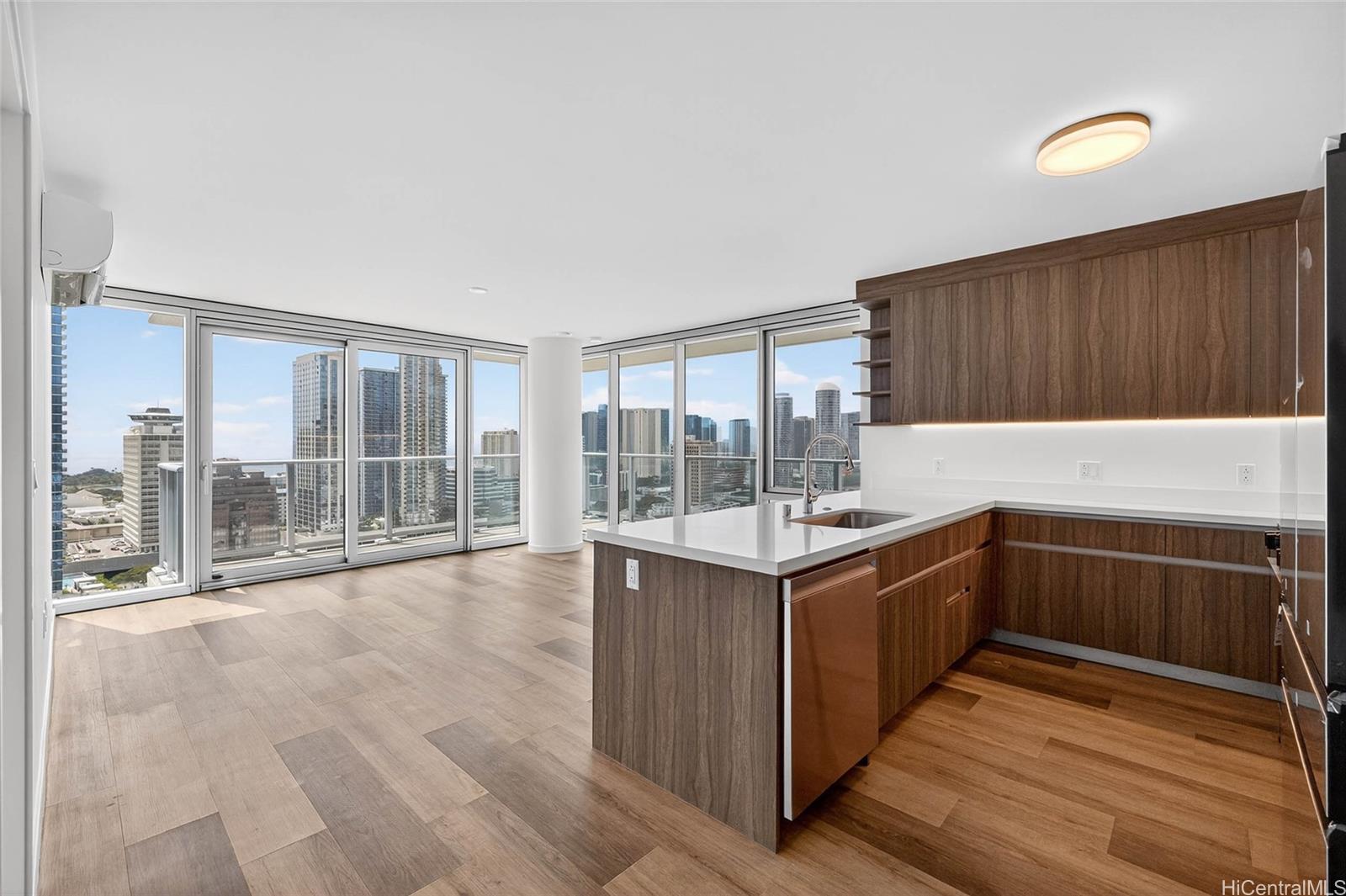 The Park on Keeaumoku condo # 2618R, Honolulu, Hawaii - photo 4 of 15