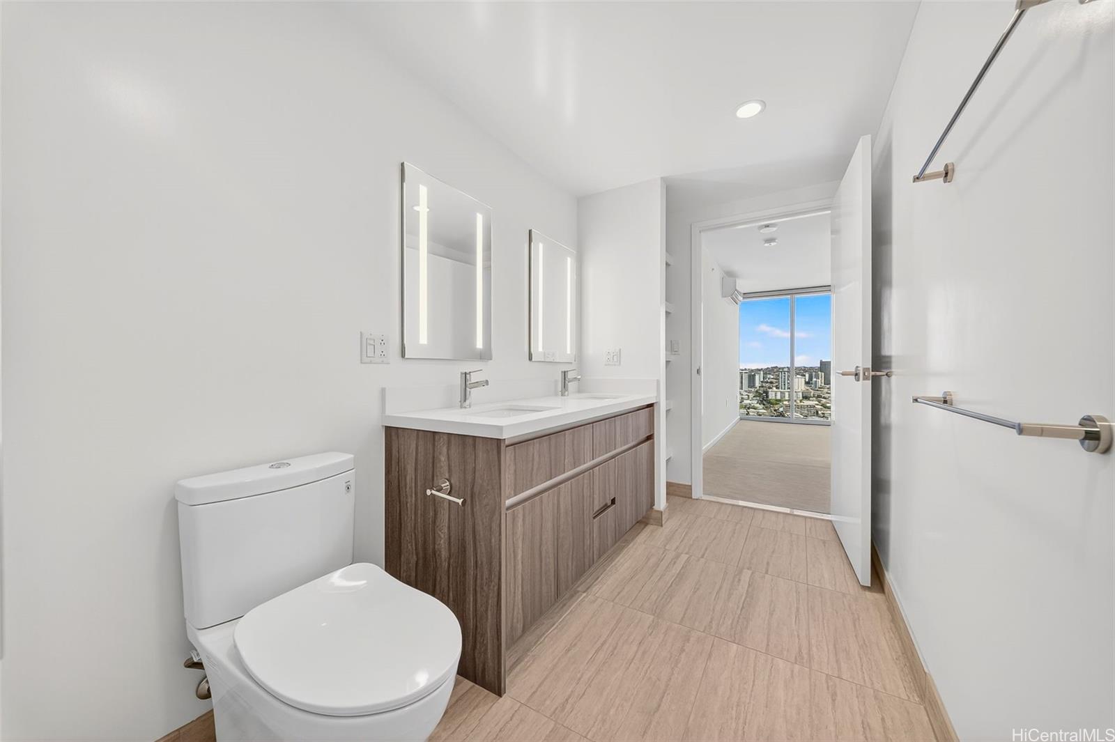 1500 Rycroft Street Honolulu - Rental - photo 14 of 25