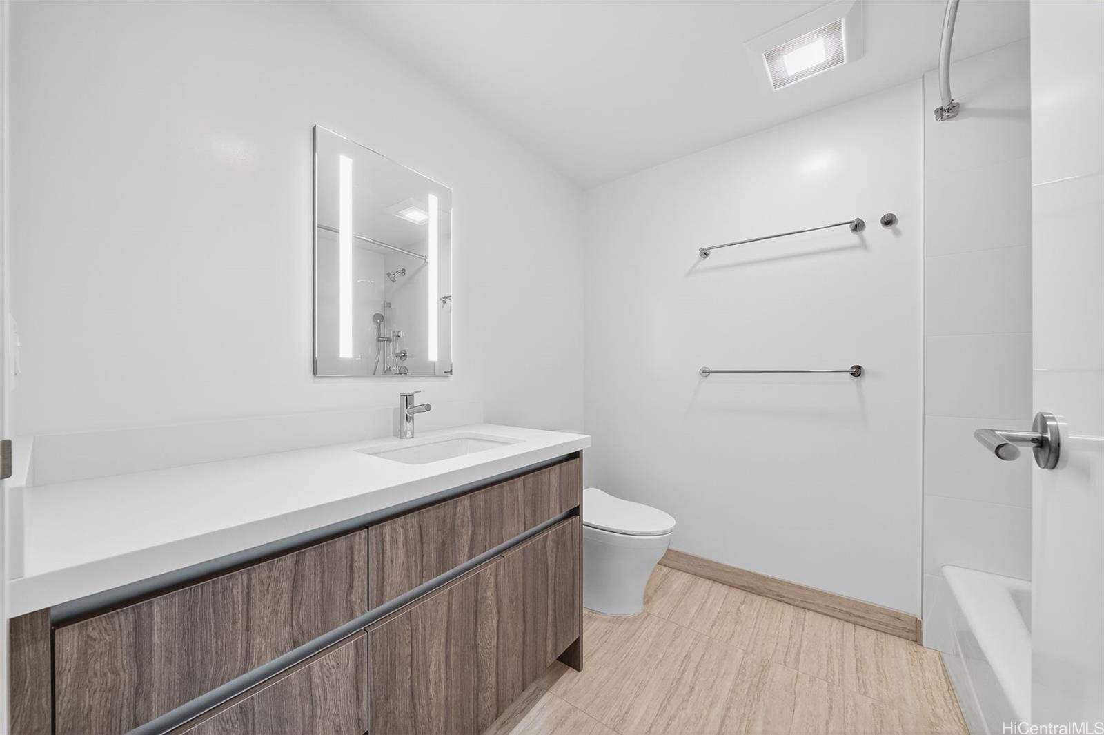 1500 Rycroft Street Honolulu - Rental - photo 9 of 25