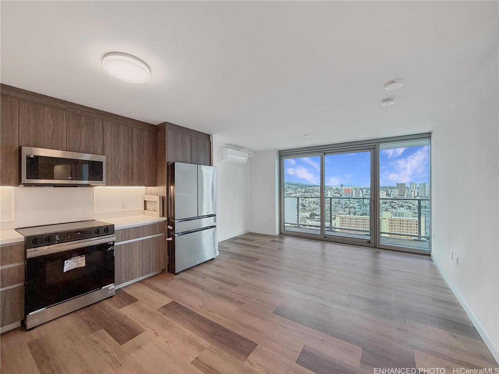 The Park on Keeaumoku condo # 2707, Honolulu, Hawaii - photo 4 of 15