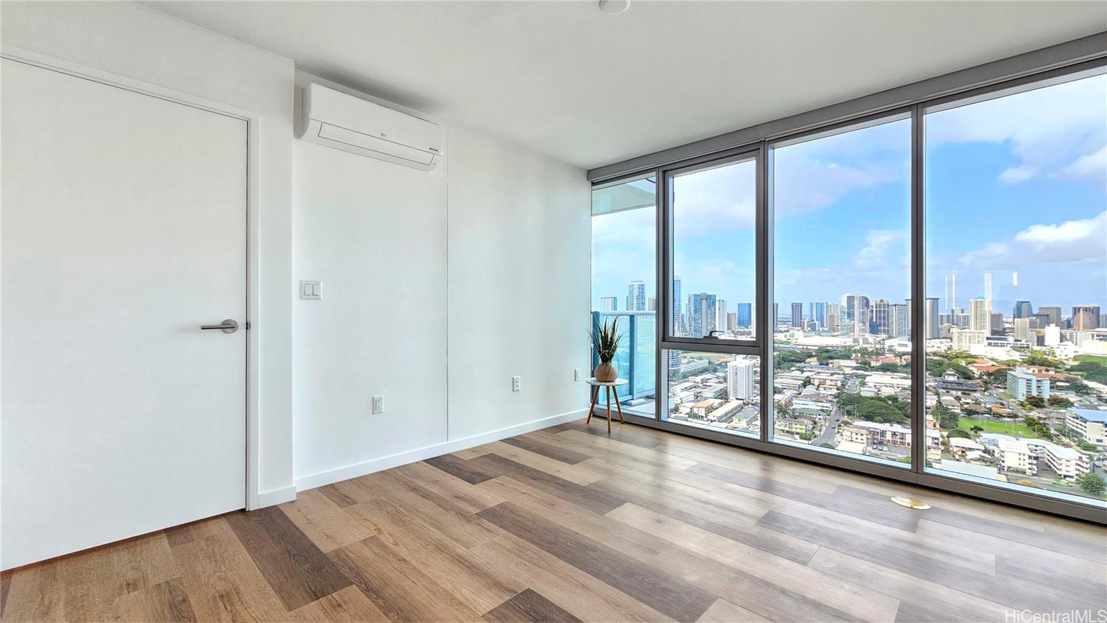 The Park on Keeaumoku condo # 3016R, Honolulu, Hawaii - photo 11 of 25