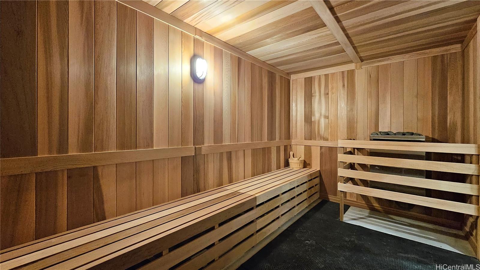 The Park on Keeaumoku condo # 3016R, Honolulu, Hawaii - photo 21 of 25