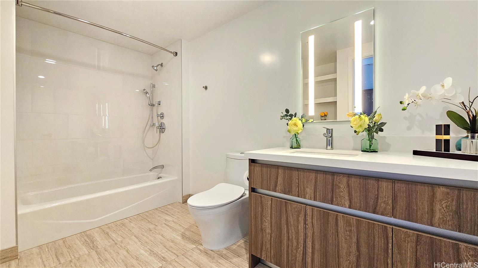 The Park on Keeaumoku condo # 3016R, Honolulu, Hawaii - photo 9 of 25