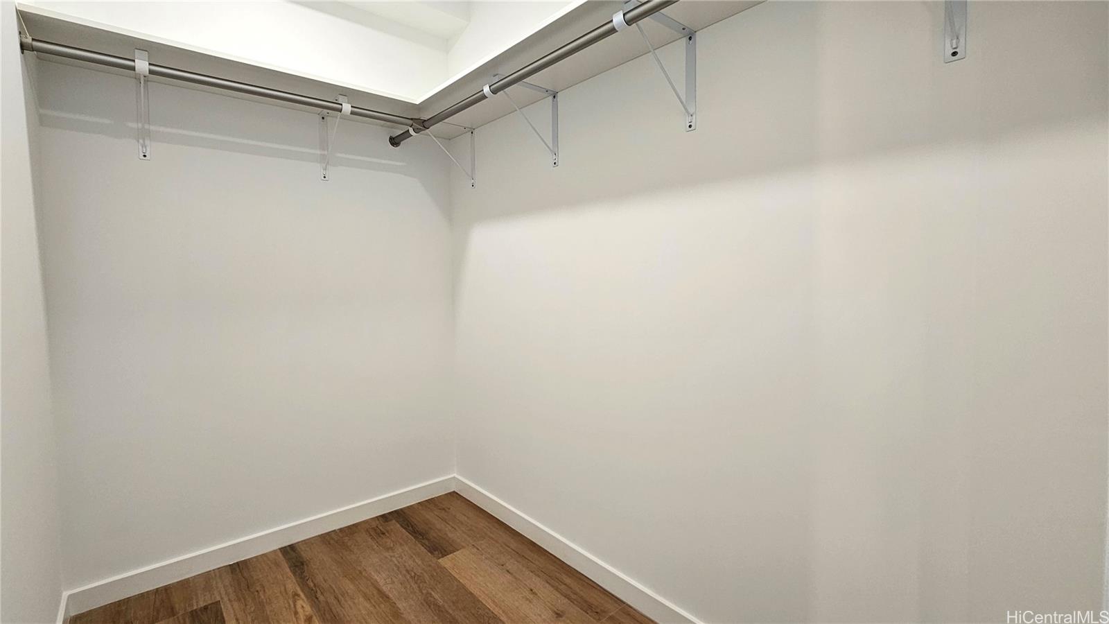 The Park on Keeaumoku condo # 3016R, Honolulu, Hawaii - photo 10 of 25