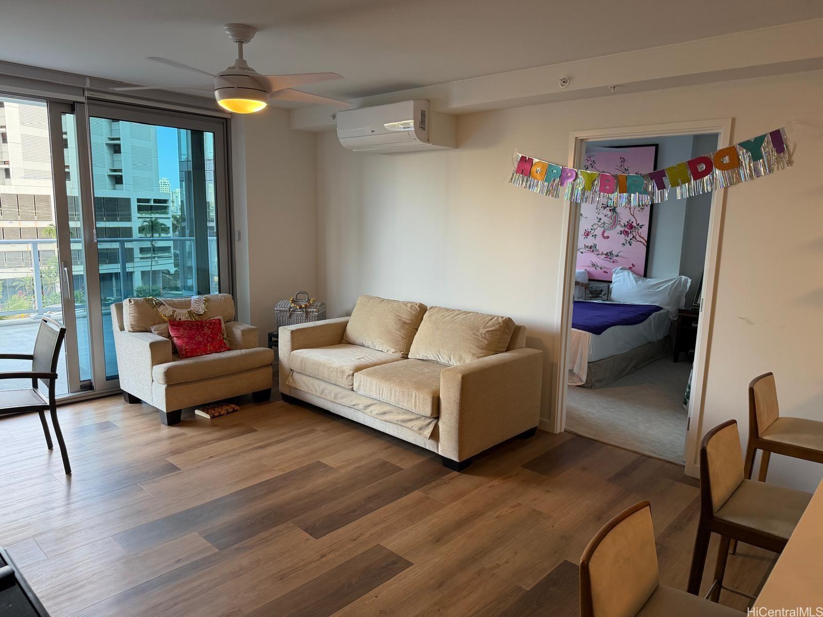 1500 Rycroft Street Honolulu - Rental - photo 2 of 2