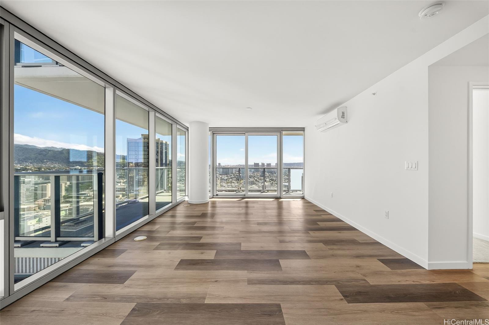 The Park on Keeaumoku condo # 3101R, Honolulu, Hawaii - photo 2 of 24