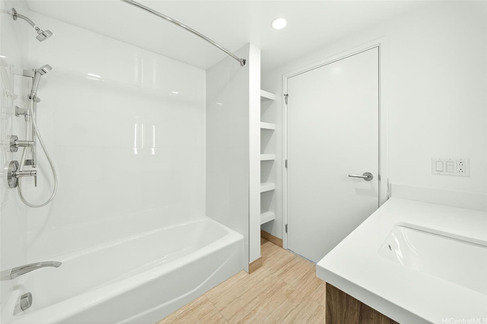 The Park on Keeaumoku condo # 3101R, Honolulu, Hawaii - photo 15 of 23