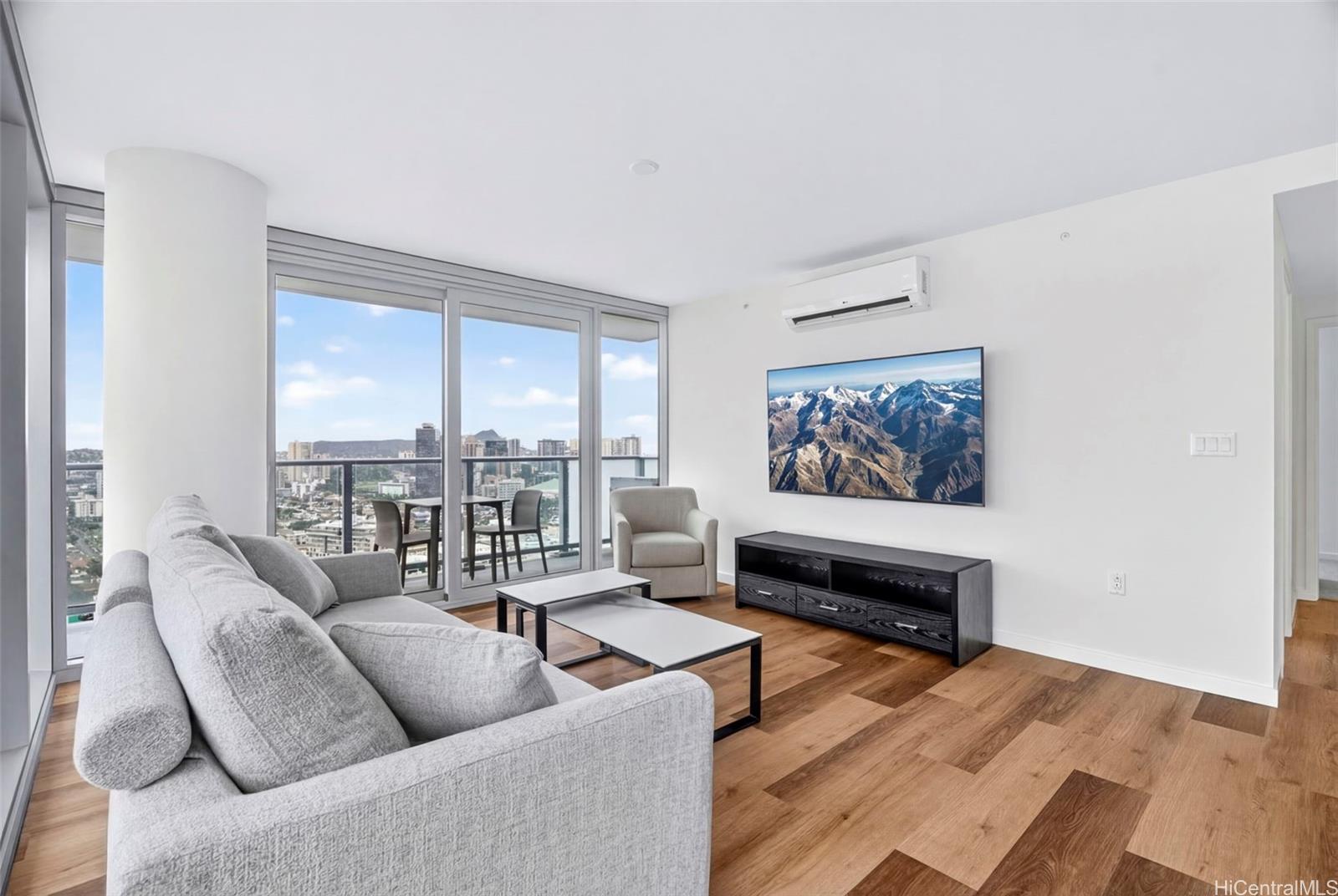 The Park on Keeaumoku condo # 3101R, Honolulu, Hawaii - photo 5 of 23