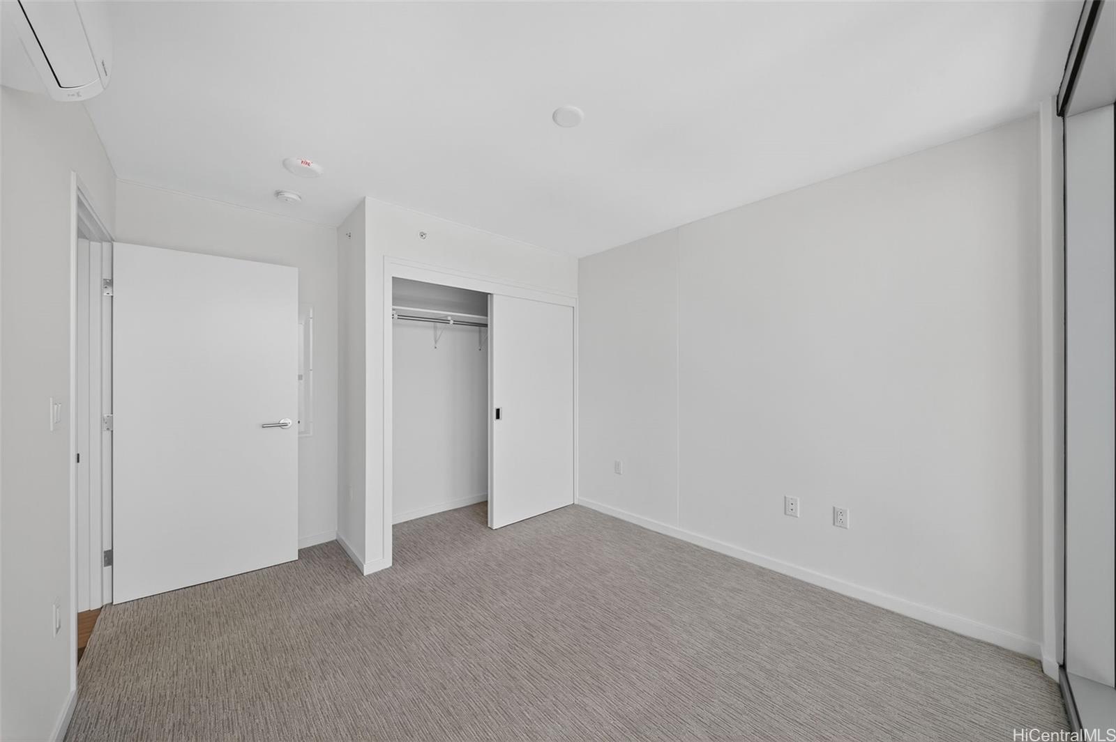 1500 Rycroft Street Honolulu - Rental - photo 11 of 25