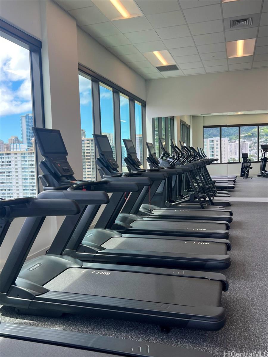 1500 Rycroft St Honolulu - Rental - photo 13 of 22