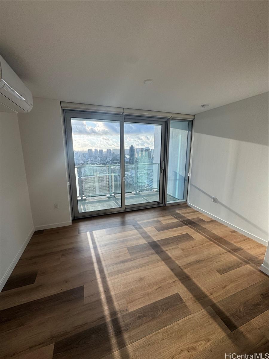 1500 Rycroft St Honolulu - Rental - photo 4 of 22