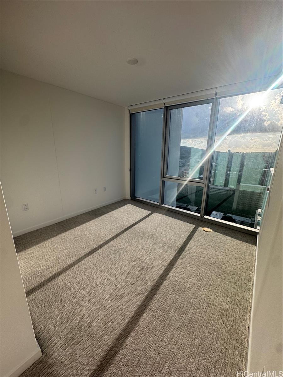 1500 Rycroft St Honolulu - Rental - photo 6 of 22