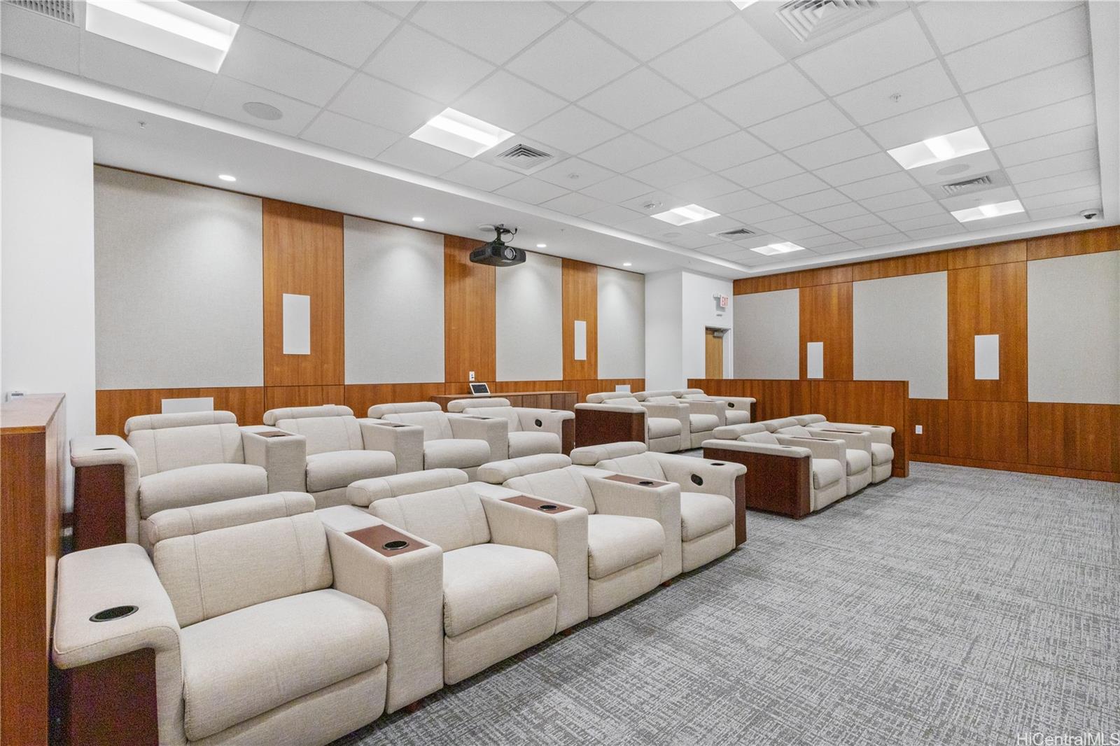 The Park on Keeaumoku condo # 310R, Honolulu, Hawaii - photo 19 of 21