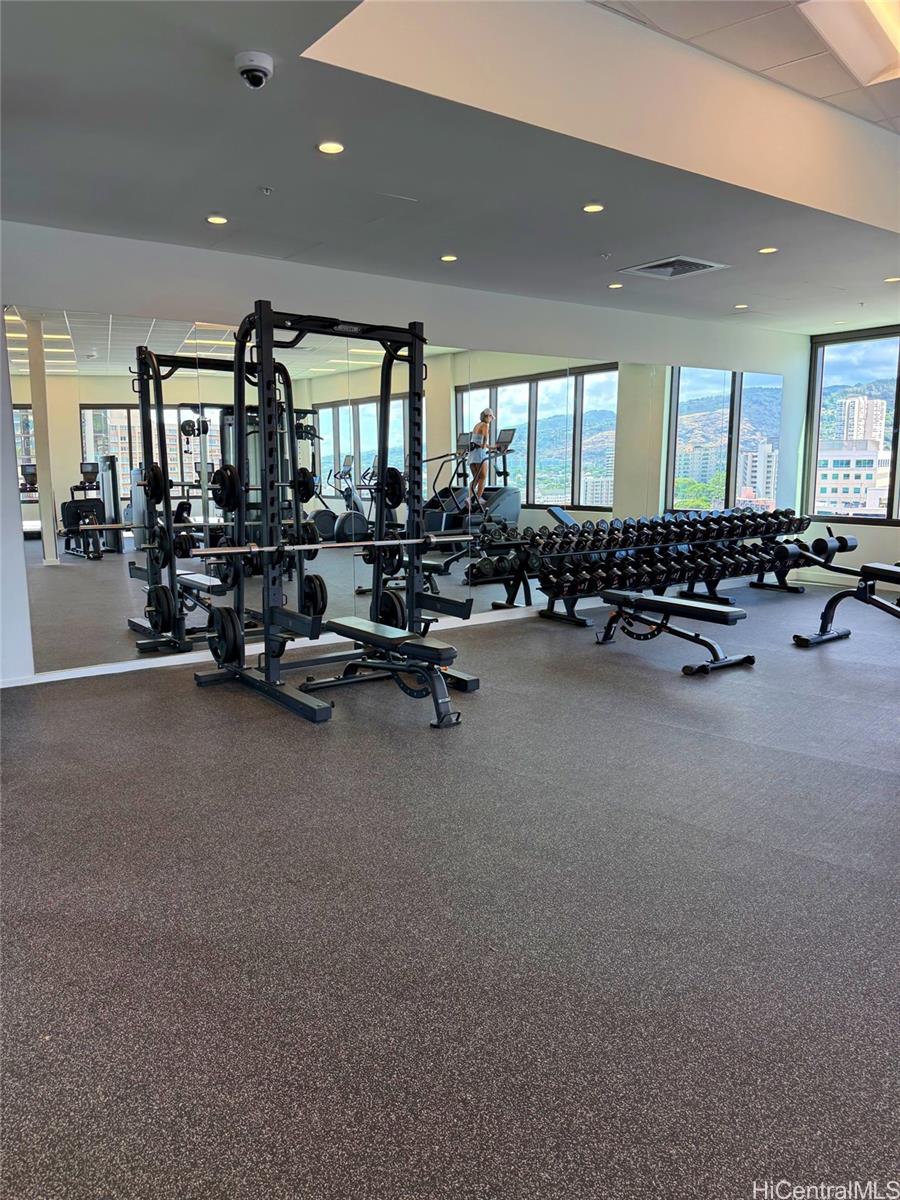 The Park on Keeaumoku condo # 310R, Honolulu, Hawaii - photo 15 of 25