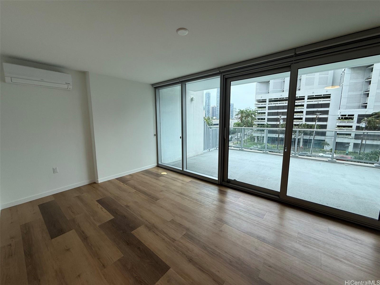 The Park on Keeaumoku condo # 310R, Honolulu, Hawaii - photo 4 of 25