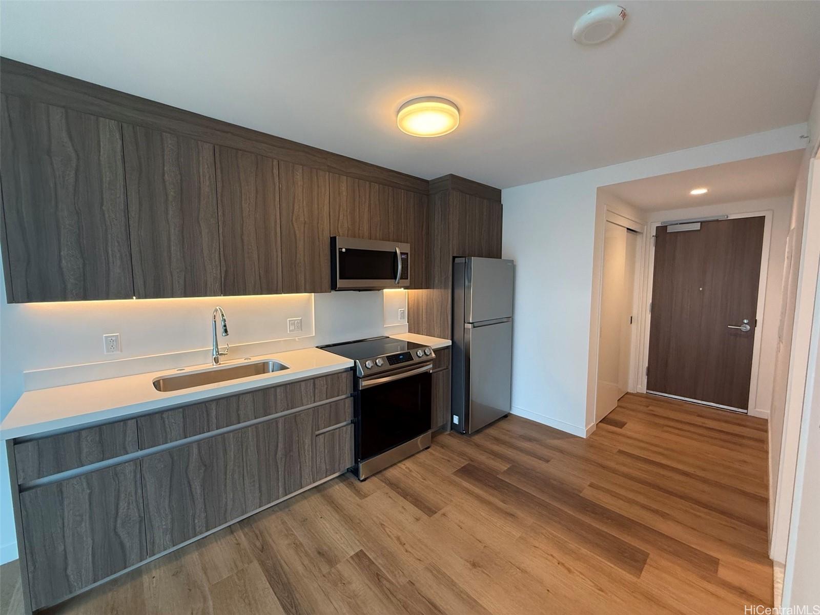 The Park on Keeaumoku condo # 310R, Honolulu, Hawaii - photo 5 of 25