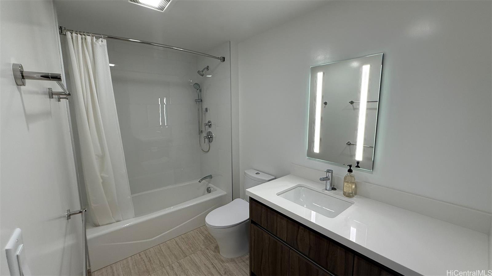 The Park on Keeaumoku condo # 310R, Honolulu, Hawaii - photo 6 of 25