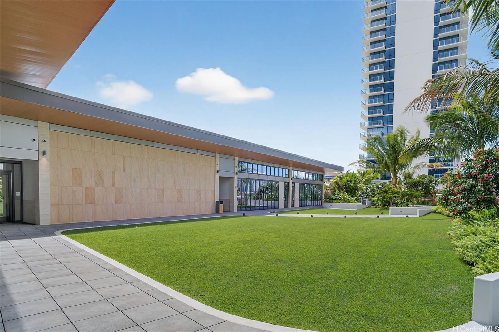 1500 Rycroft Street Honolulu - Rental - photo 6 of 15