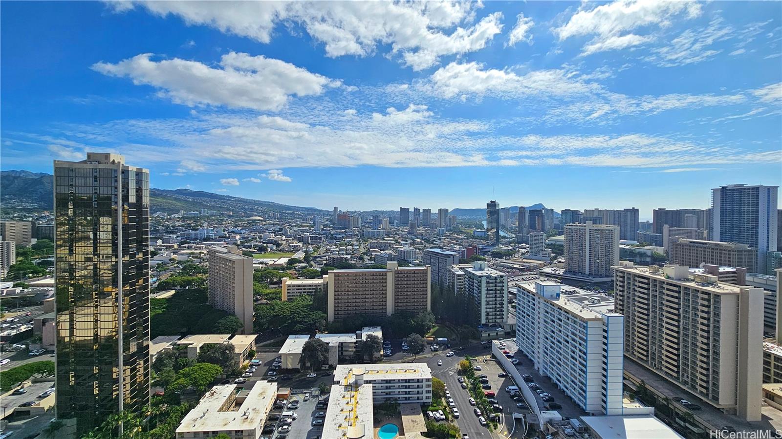 The Park on Keeaumoku condo # 3207R, Honolulu, Hawaii - photo 11 of 25