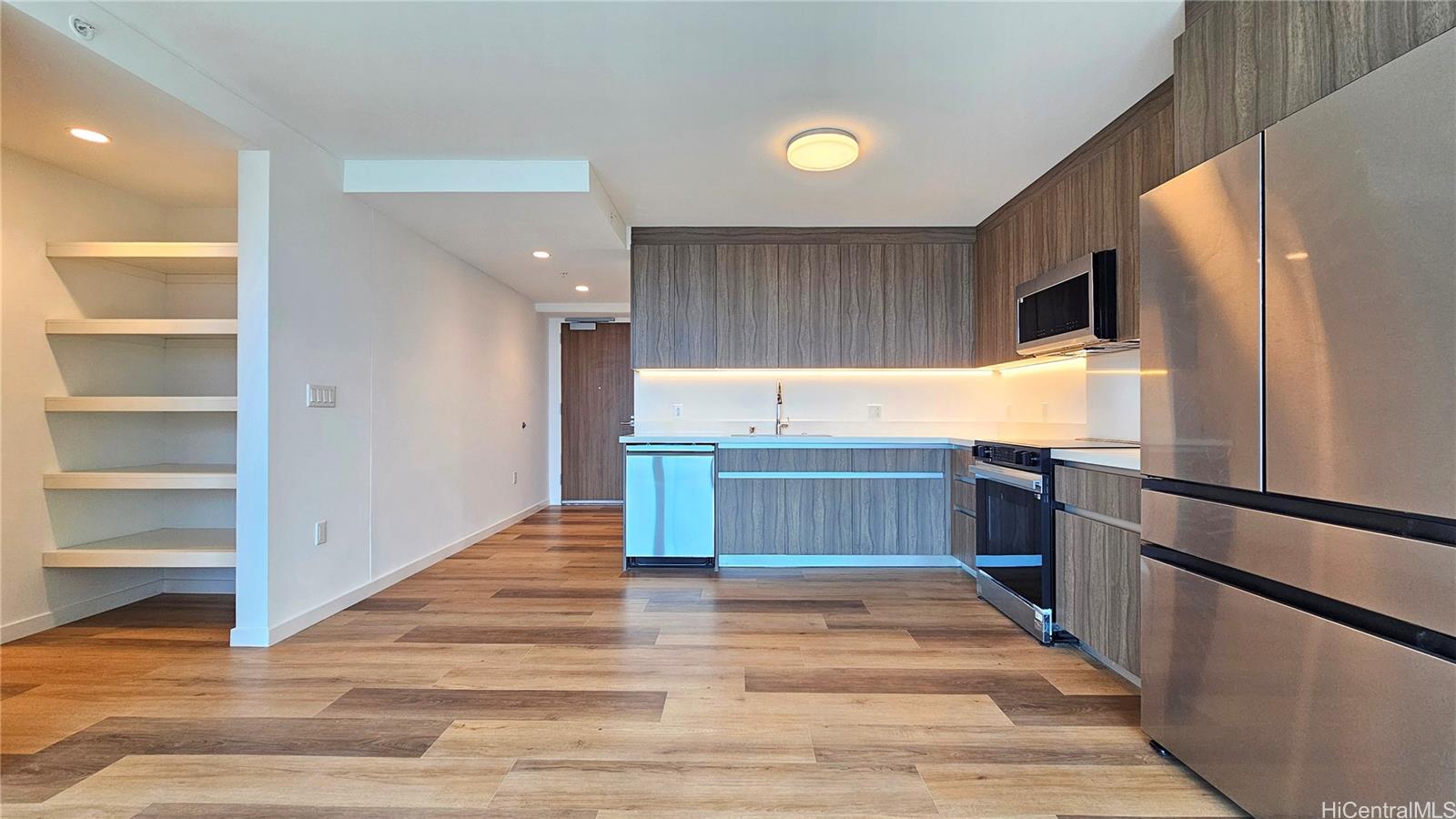 The Park on Keeaumoku condo # 3207R, Honolulu, Hawaii - photo 16 of 25