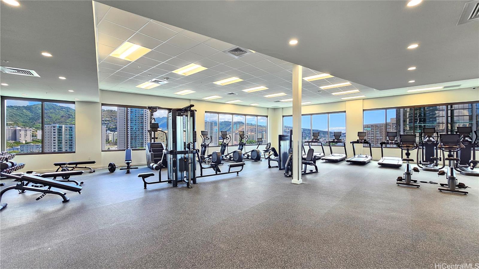 The Park on Keeaumoku condo # 3207R, Honolulu, Hawaii - photo 25 of 25