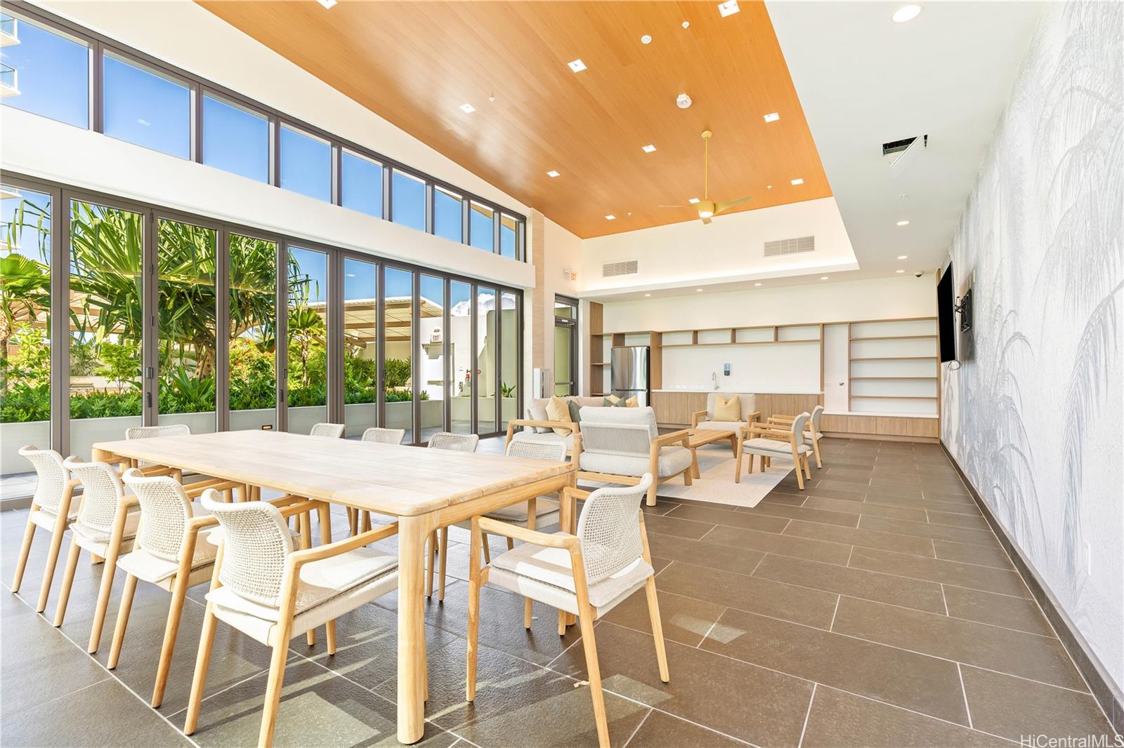 The Park on Keeaumoku condo # 3301R, Honolulu, Hawaii - photo 19 of 25