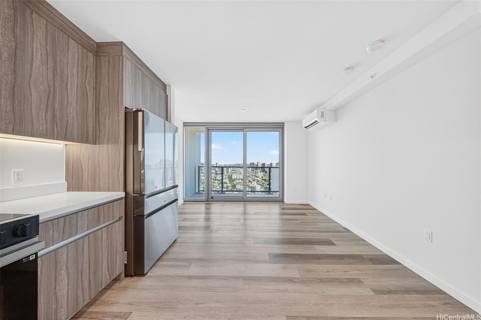 1500 Rycroft St Honolulu - Rental - photo 3 of 25