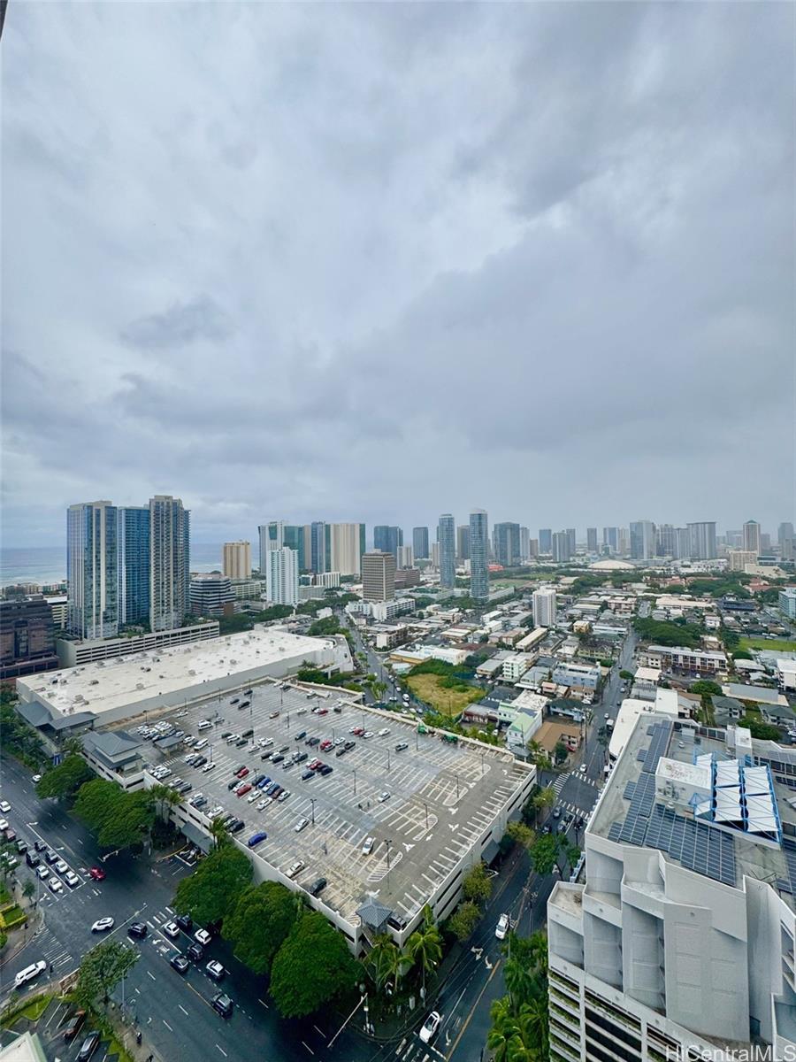 1500 Rycroft Street Honolulu - Rental - photo 7 of 9