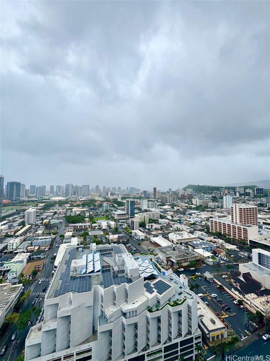 1500 Rycroft Street Honolulu - Rental - photo 8 of 9