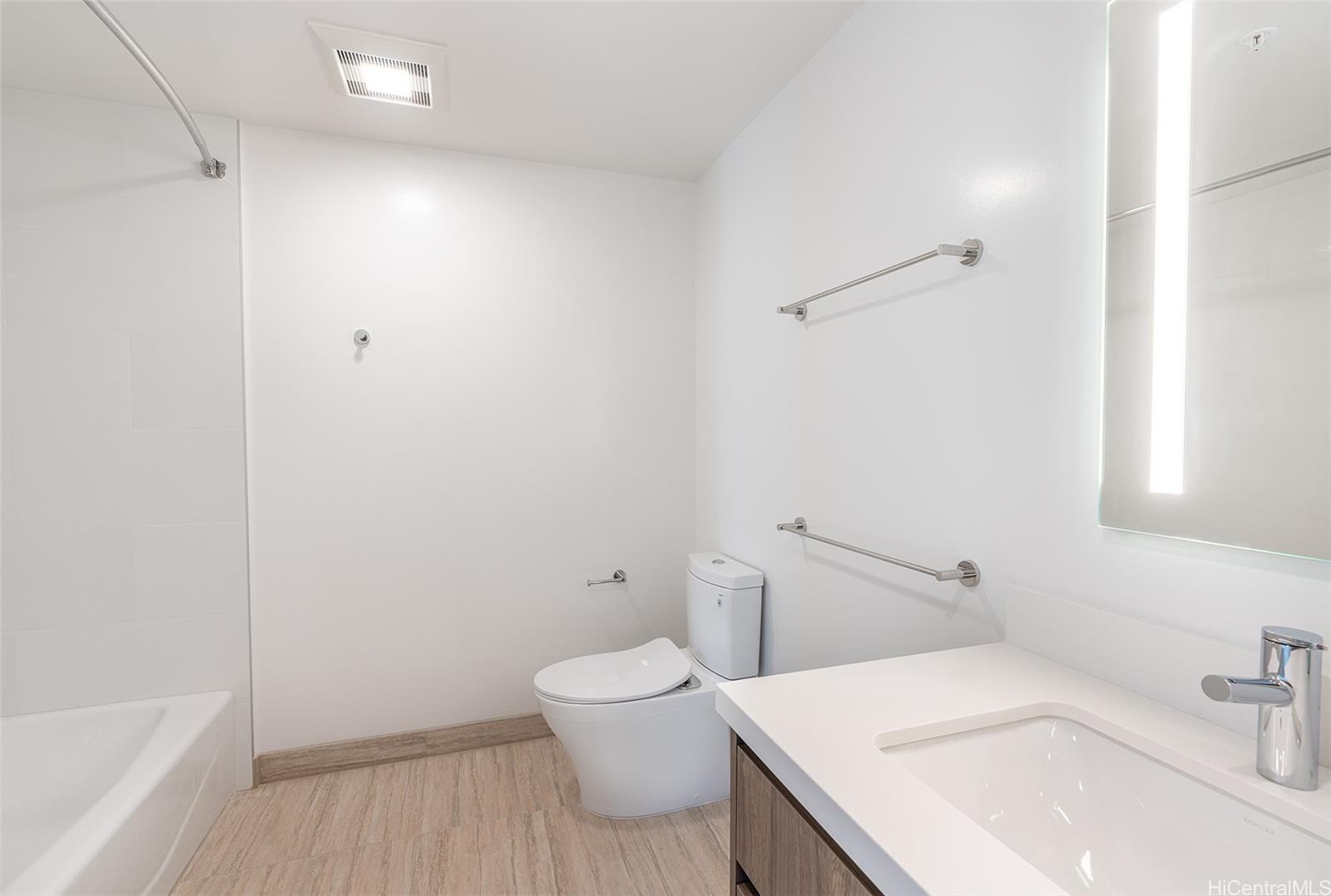 The Park on Keeaumoku condo # 3419R, Honolulu, Hawaii - photo 13 of 25