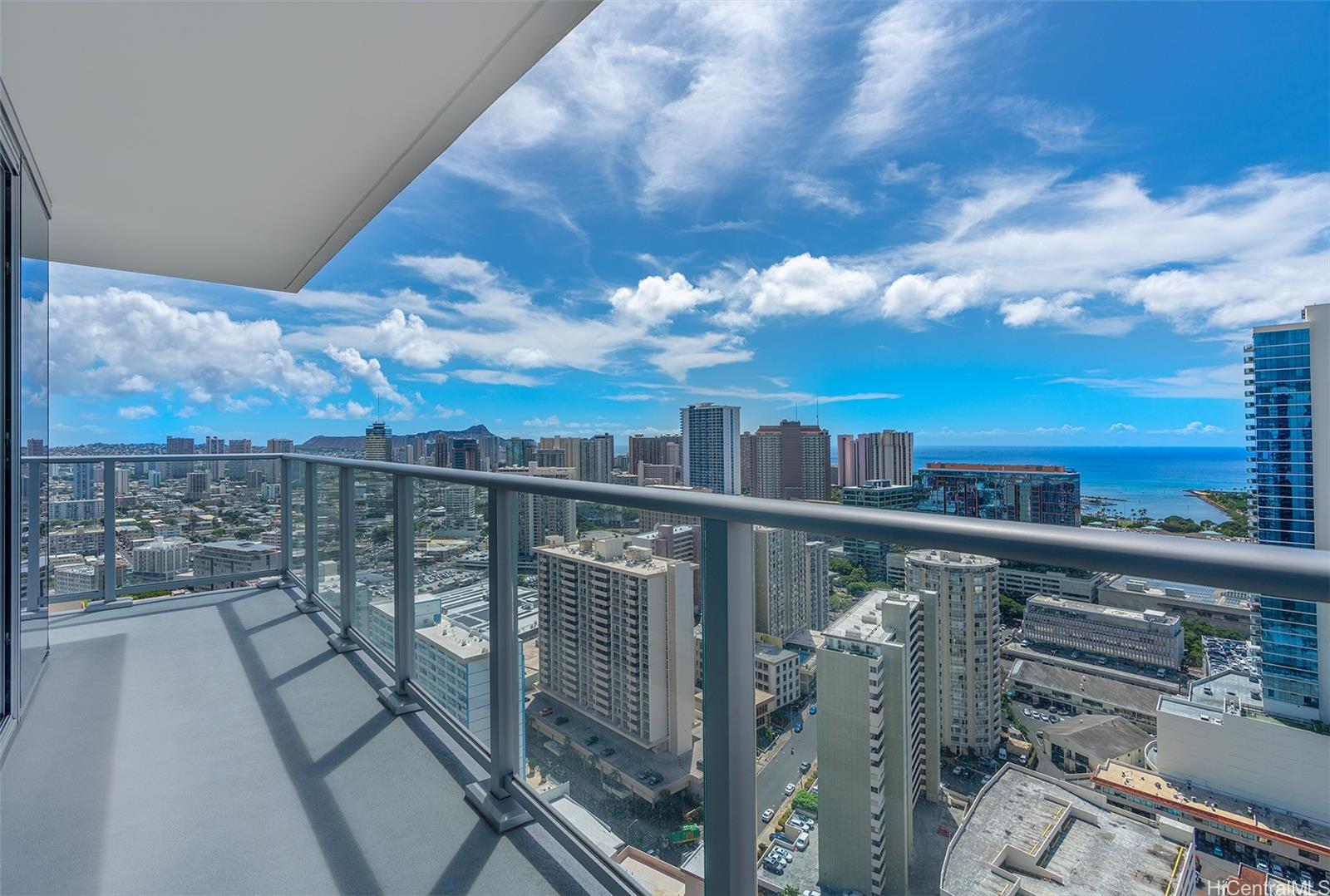 The Park on Keeaumoku condo # 3419R, Honolulu, Hawaii - photo 17 of 25